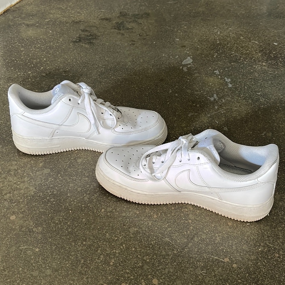 Nike Air Force 1 in the Color White Women’s Size 6